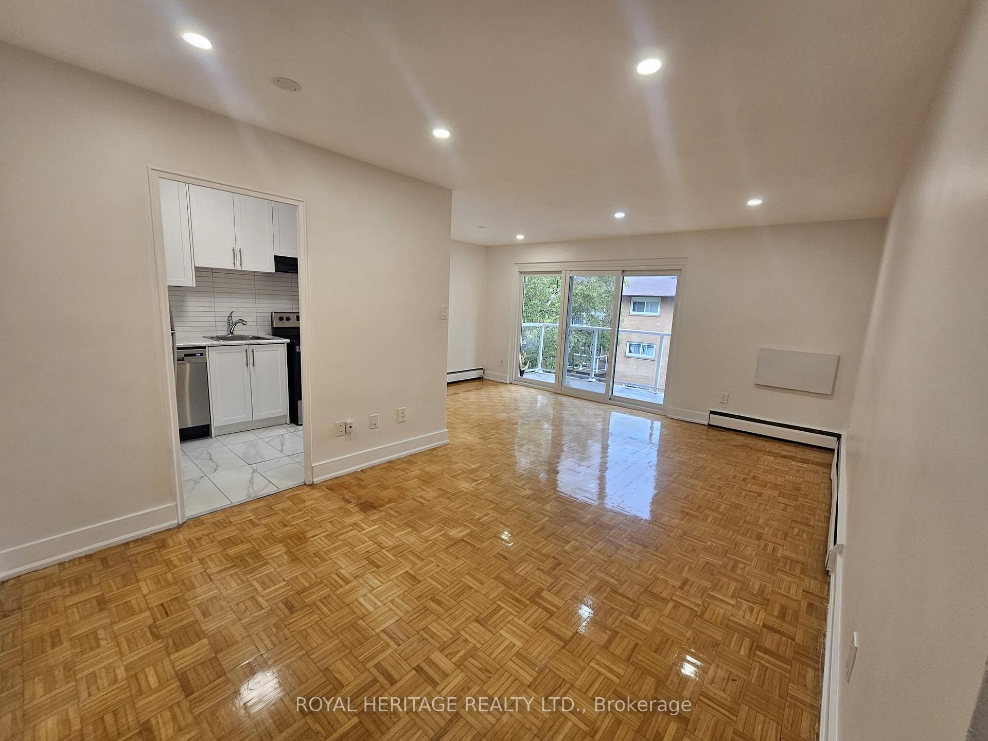 Photo 3 of Unit 206, 949 Simcoe Street N, Oshawa, Centennial — HOMEH