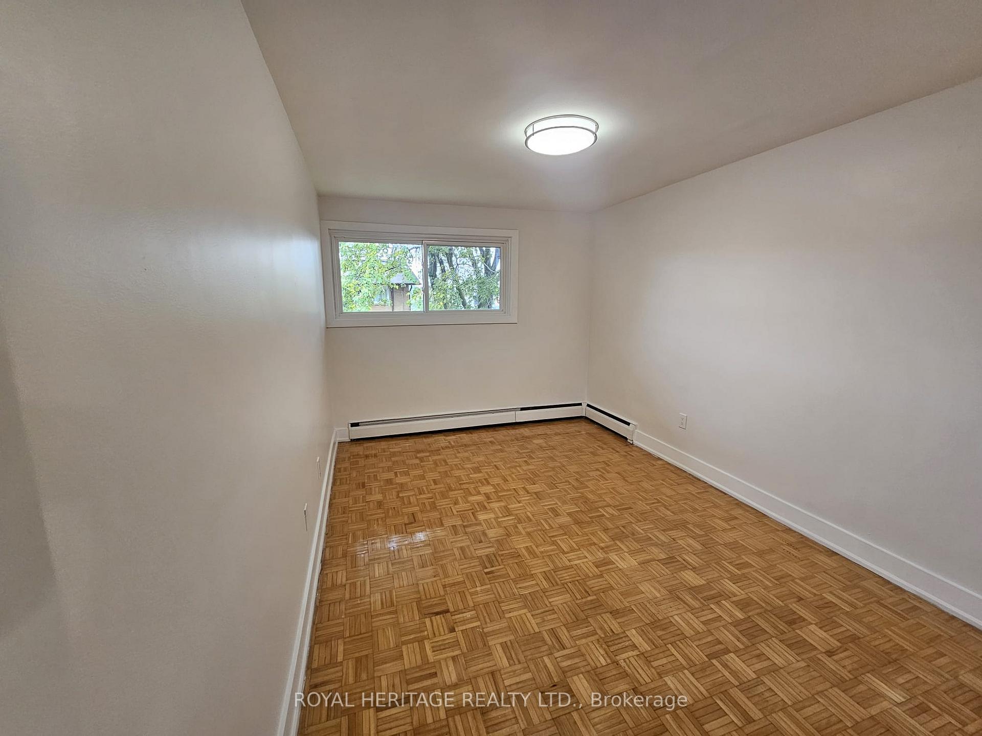 Photo 4 of Unit 206, 949 Simcoe Street N, Oshawa, Centennial — HOMEH
