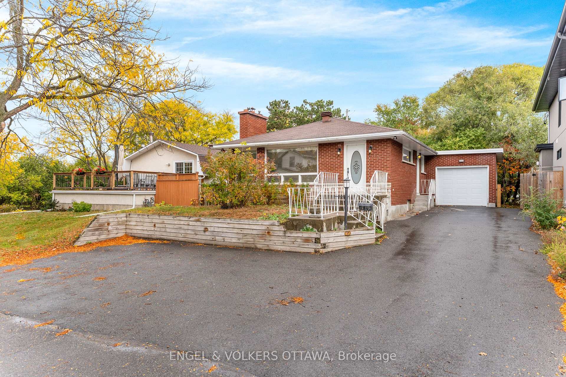 Photo 1 of 213 Royal Avenue, Ottawa, Westboro West — HOMEH