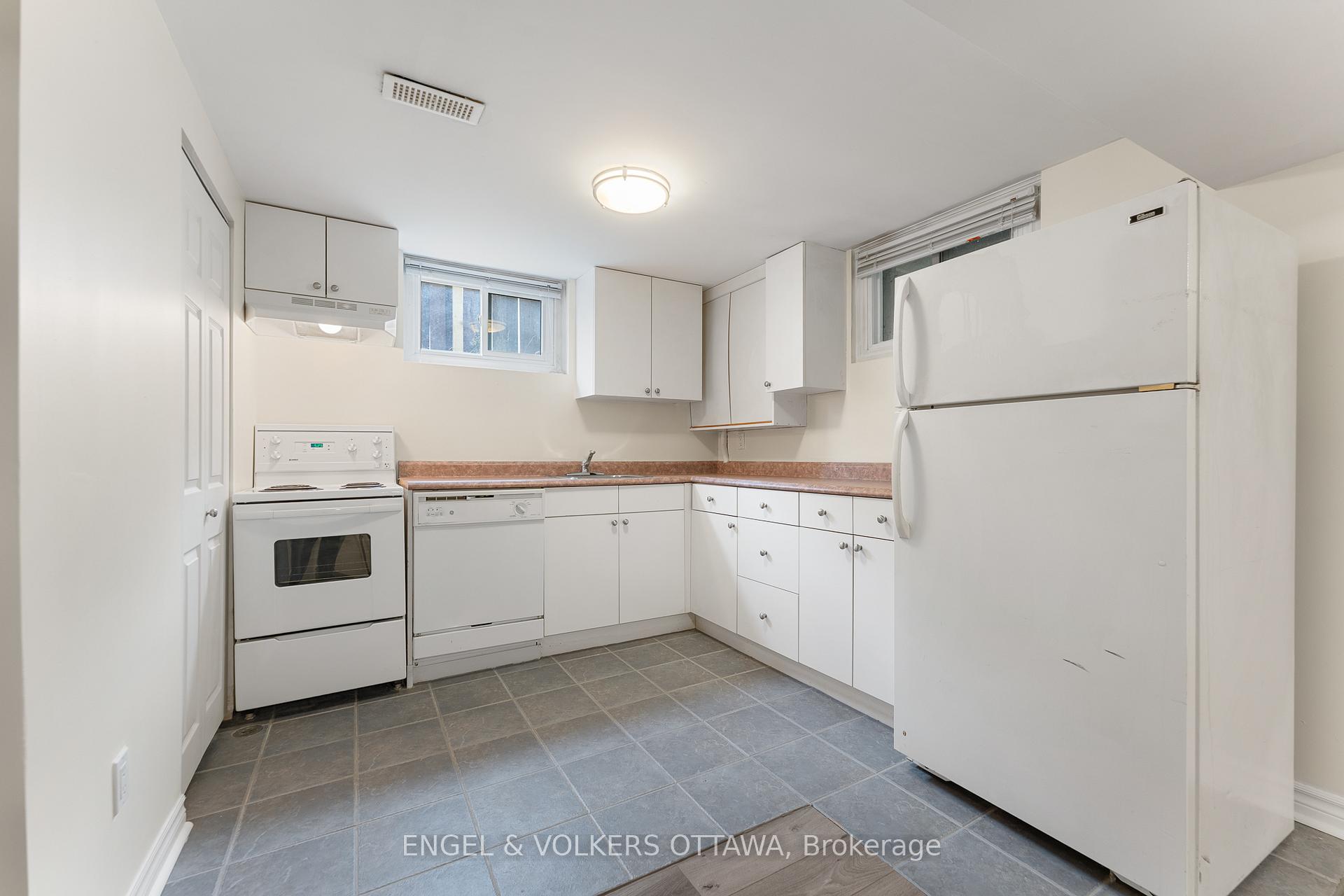 Photo 20 of 213 Royal Avenue, Ottawa, Westboro West — HOMEH