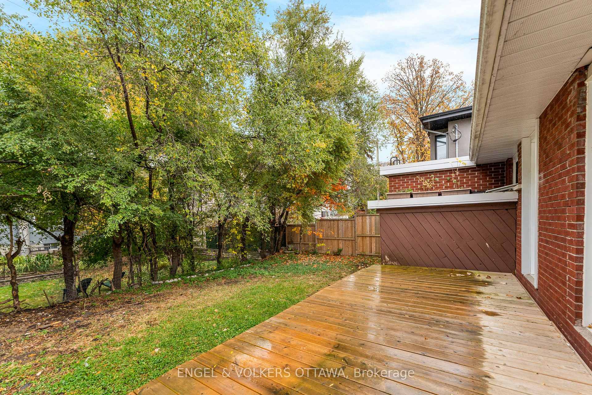 Photo 19 of 213 Royal Avenue, Ottawa, Westboro West — HOMEH