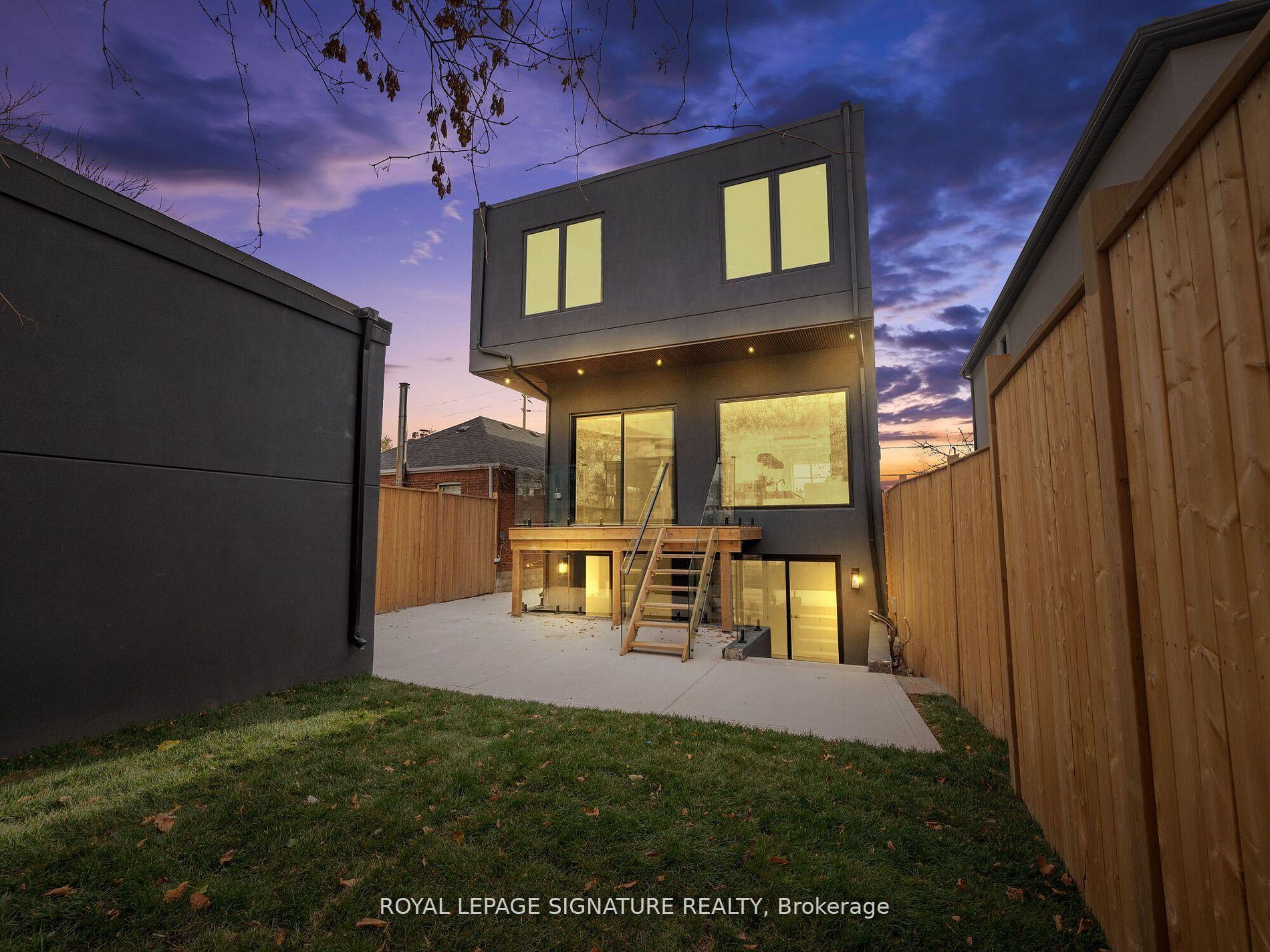Photo 27 of Unit Upper, 376 O'Connor Drive, Toronto, East York — HOMEH