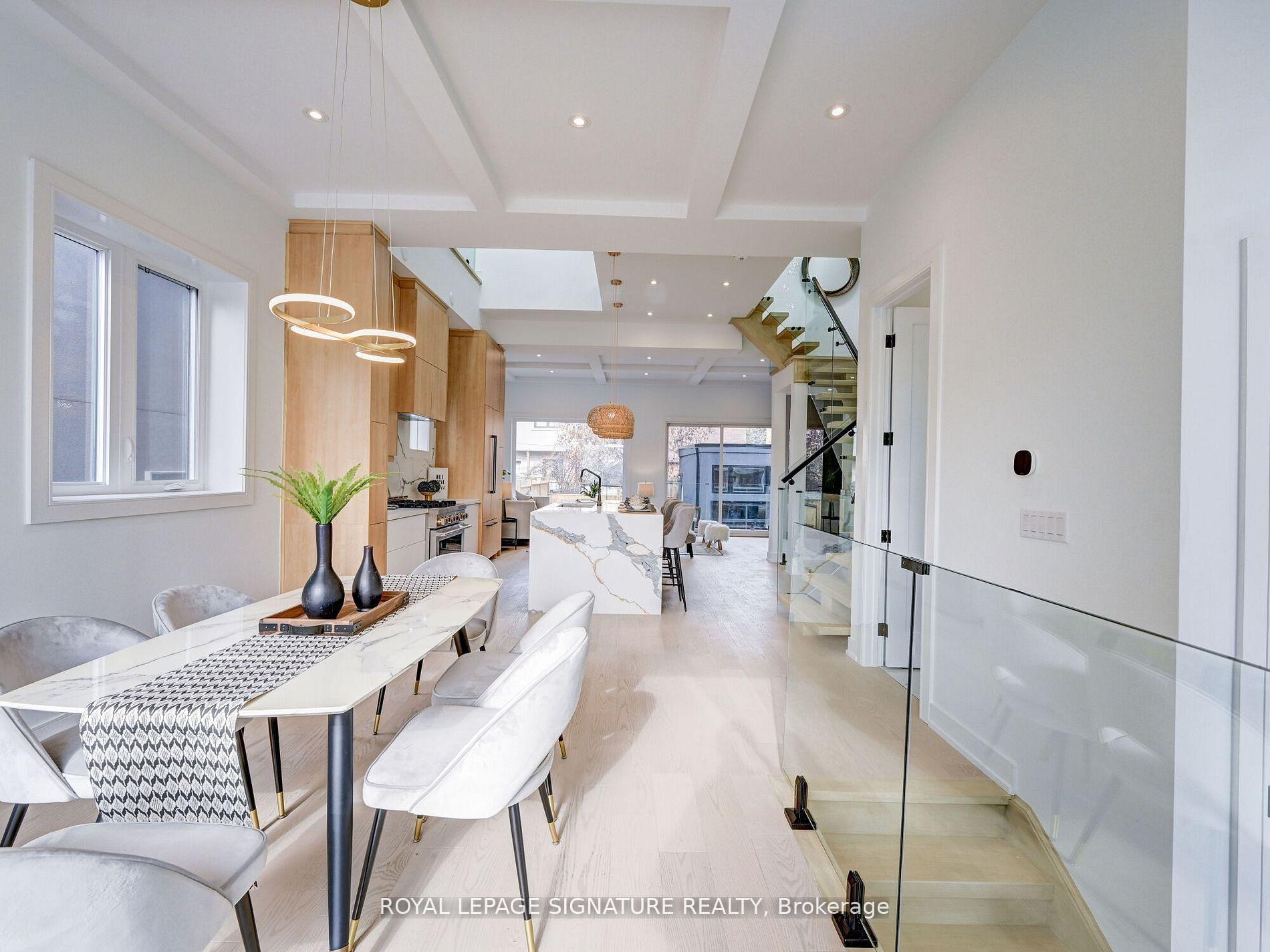 Photo 4 of Unit Upper, 376 O'Connor Drive, Toronto, East York — HOMEH