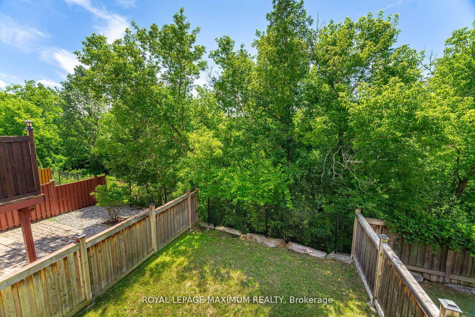 Photo 24 of 58 Gentile Circle, Vaughan, Elder Mills — HOMEH