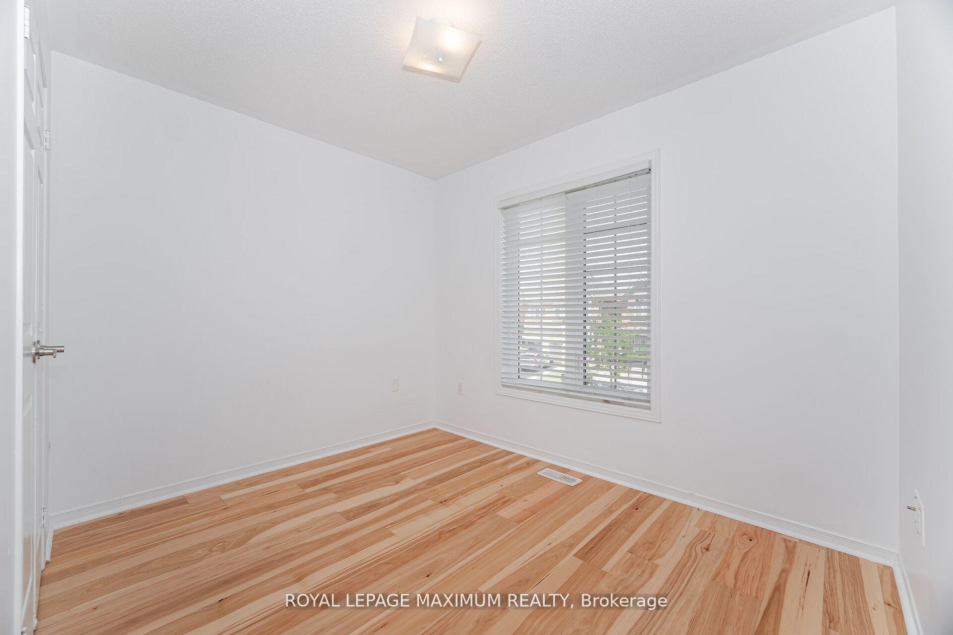 Photo 21 of 58 Gentile Circle, Vaughan, Elder Mills — HOMEH