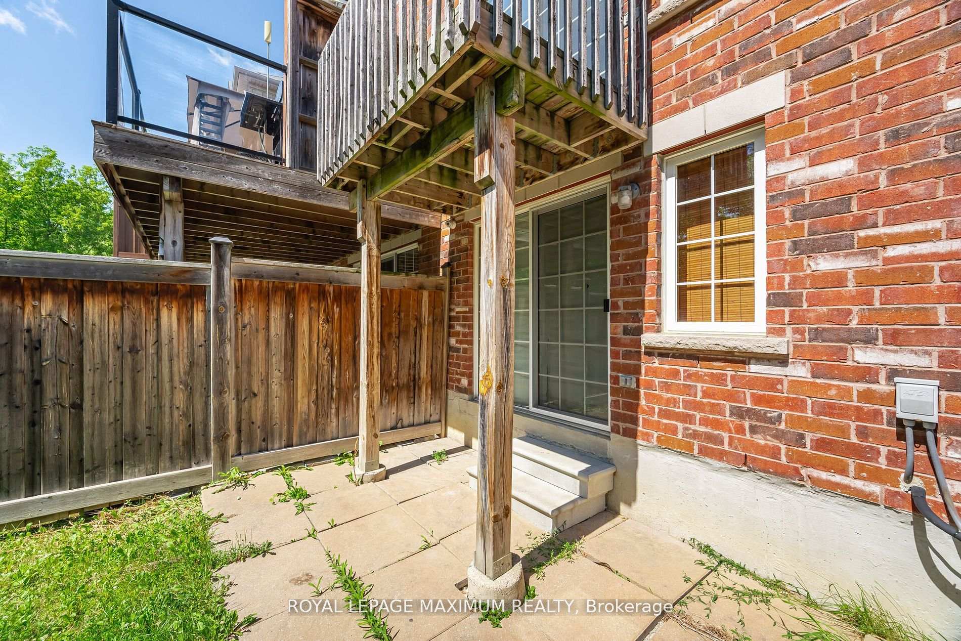Photo 5 of 58 Gentile Circle, Vaughan, Elder Mills — HOMEH