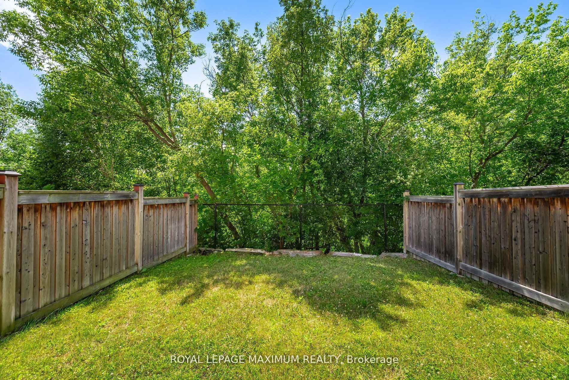 Photo 22 of 58 Gentile Circle, Vaughan, Elder Mills — HOMEH