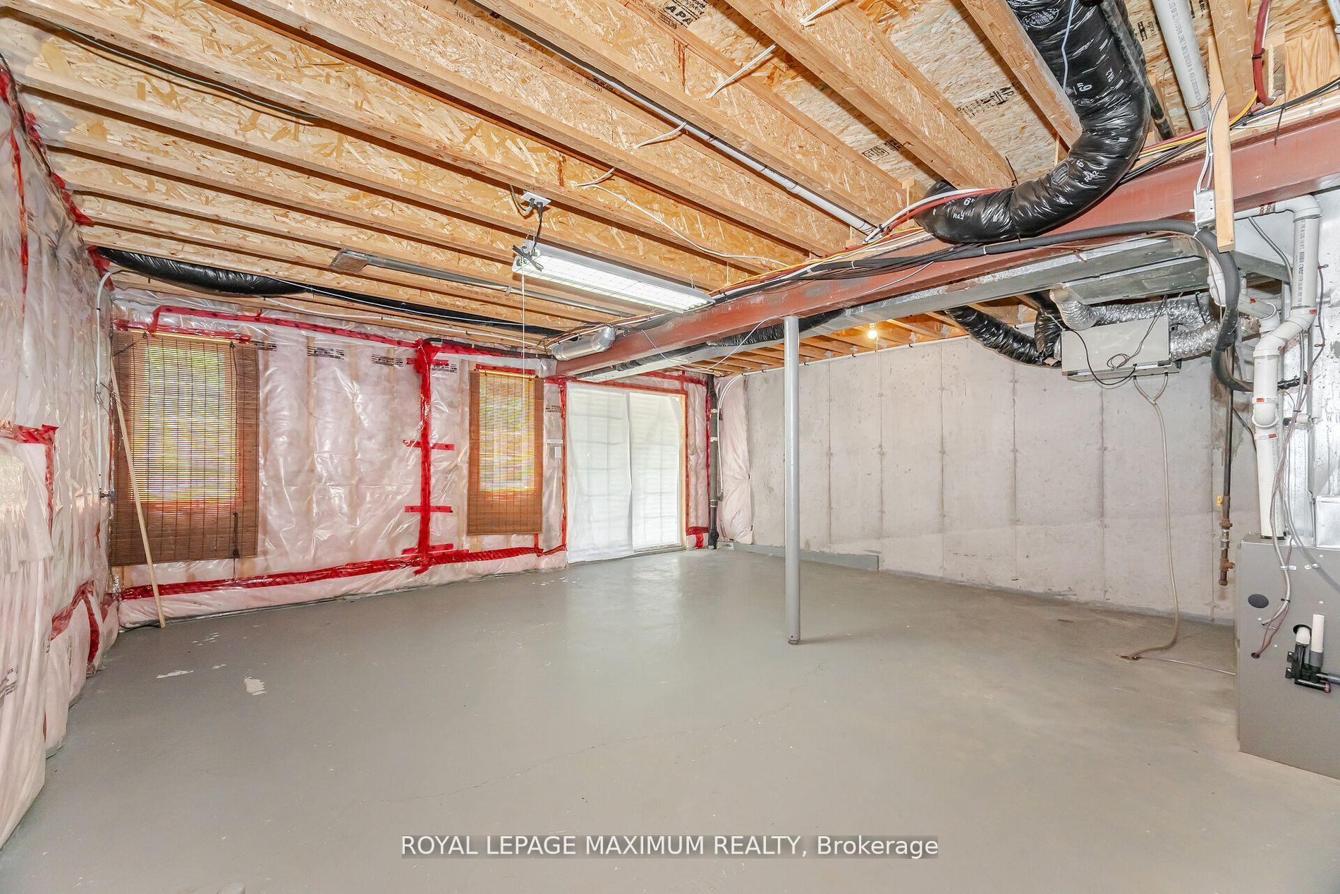 Photo 25 of 58 Gentile Circle, Vaughan, Elder Mills — HOMEH