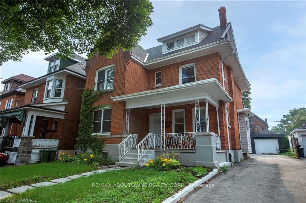 Photo 7 of Unit 2, 49 Fairleigh Avenue S, Hamilton, Gibson — HOMEH