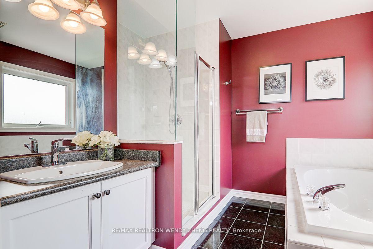 Photo 20 of 14 Valleypark Crescent, Brampton, Fletcher's Meadow — HOMEH