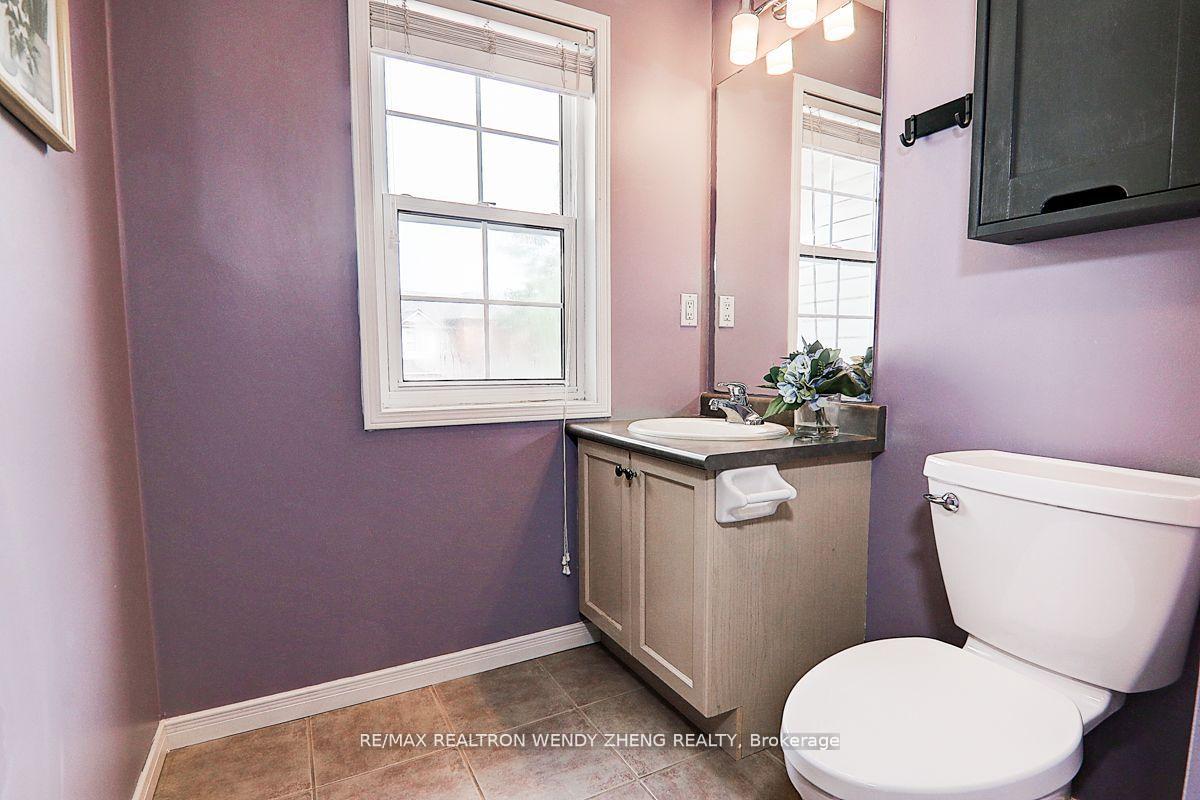 Photo 37 of 14 Valleypark Crescent, Brampton, Fletcher's Meadow — HOMEH