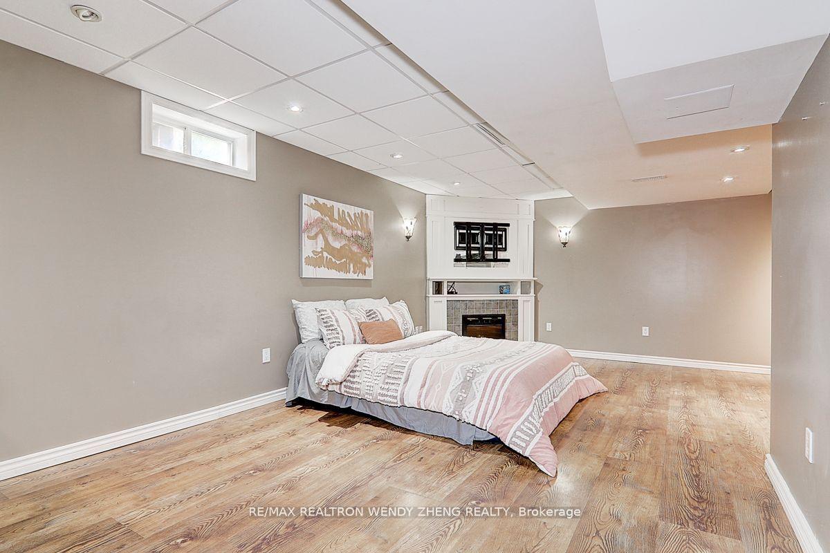 Photo 31 of 14 Valleypark Crescent, Brampton, Fletcher's Meadow — HOMEH