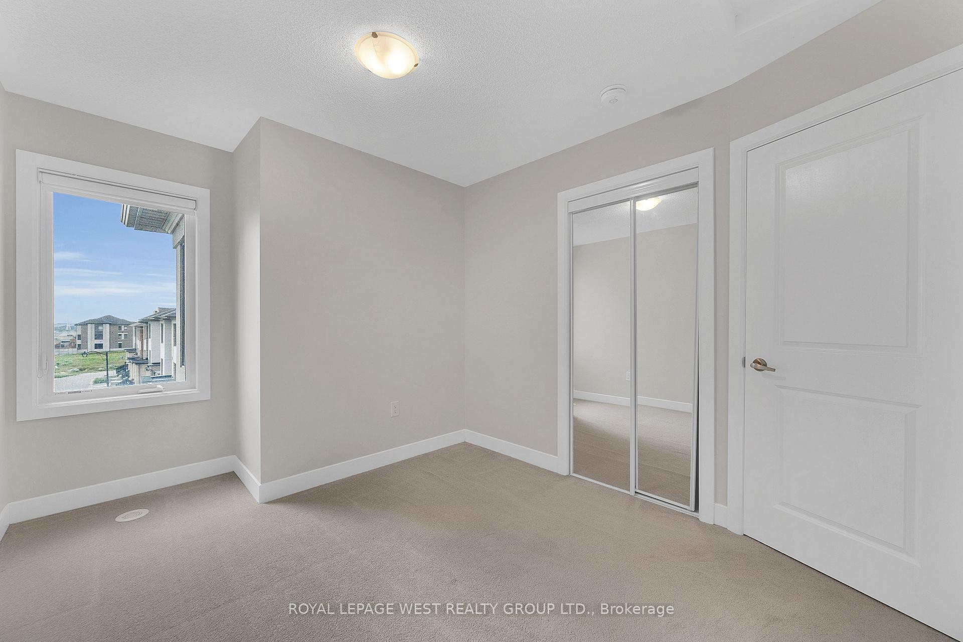 Photo 10 of Unit 88, 25 Shawfield Way, Whitby, Pringle Creek — HOMEH