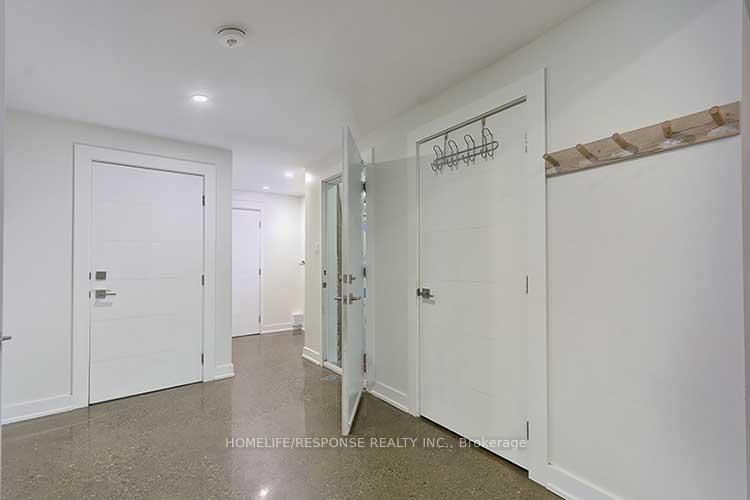 Photo 5 of Unit LOWER, 69 Tilden Crescent, Etobicoke, Humber Heights — HOMEH