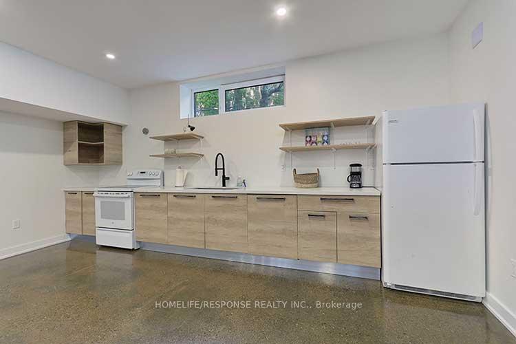 Photo 28 of Unit LOWER, 69 Tilden Crescent, Etobicoke, Humber Heights — HOMEH