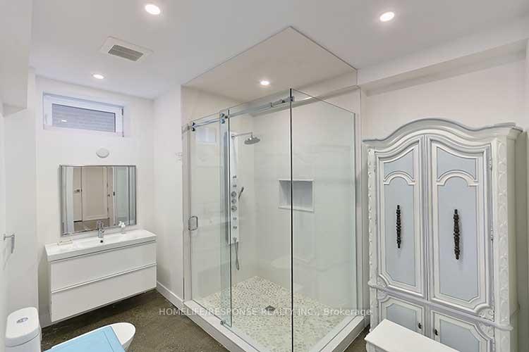 Photo 12 of Unit LOWER, 69 Tilden Crescent, Etobicoke, Humber Heights — HOMEH