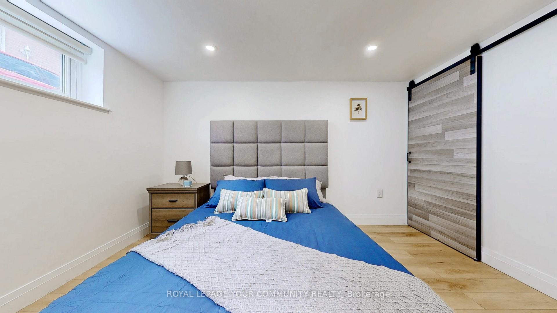 Photo 16 of Unit Lower, 24 Collins Crescent, Aurora, Aurora Heights — HOMEH