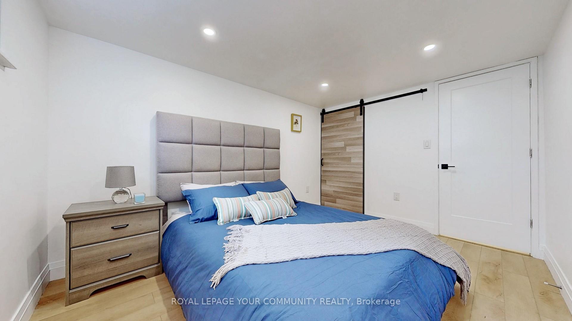 Photo 23 of Unit Lower, 24 Collins Crescent, Aurora, Aurora Heights — HOMEH
