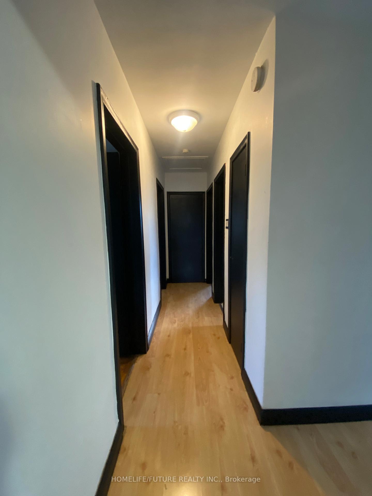 Photo 4 of Unit Main, 39 Sandra Street E, Oshawa, Farewell — HOMEH