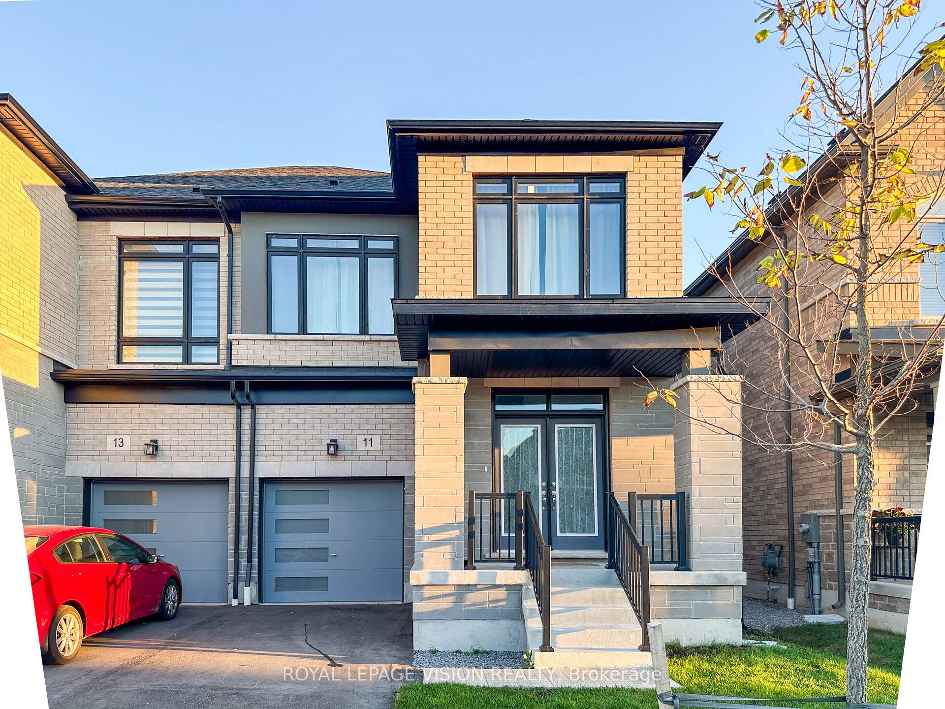 Photo 17 of 11 Waterfront Crescent, Whitby, Port Whitby — HOMEH