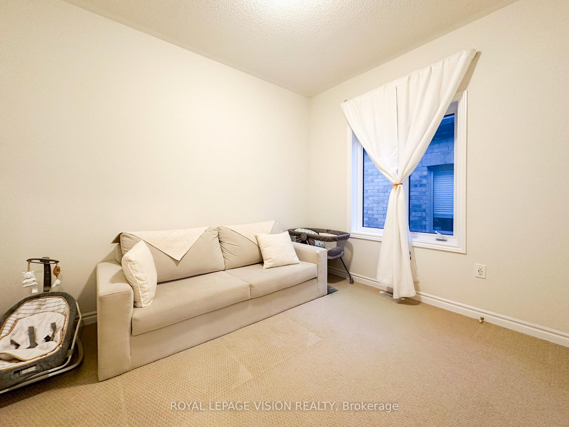 Photo 5 of 11 Waterfront Crescent, Whitby, Port Whitby — HOMEH