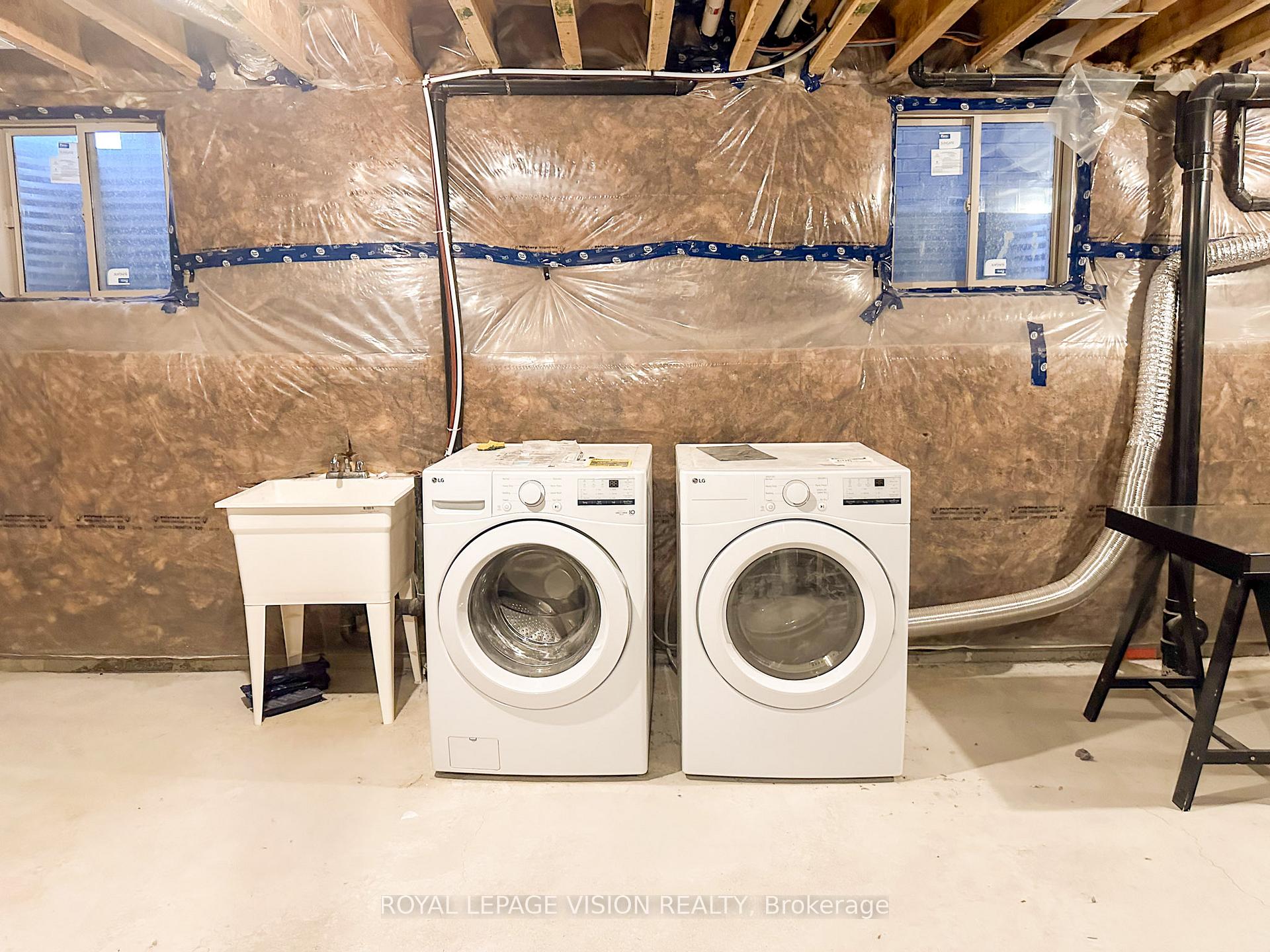 Photo 21 of 11 Waterfront Crescent, Whitby, Port Whitby — HOMEH