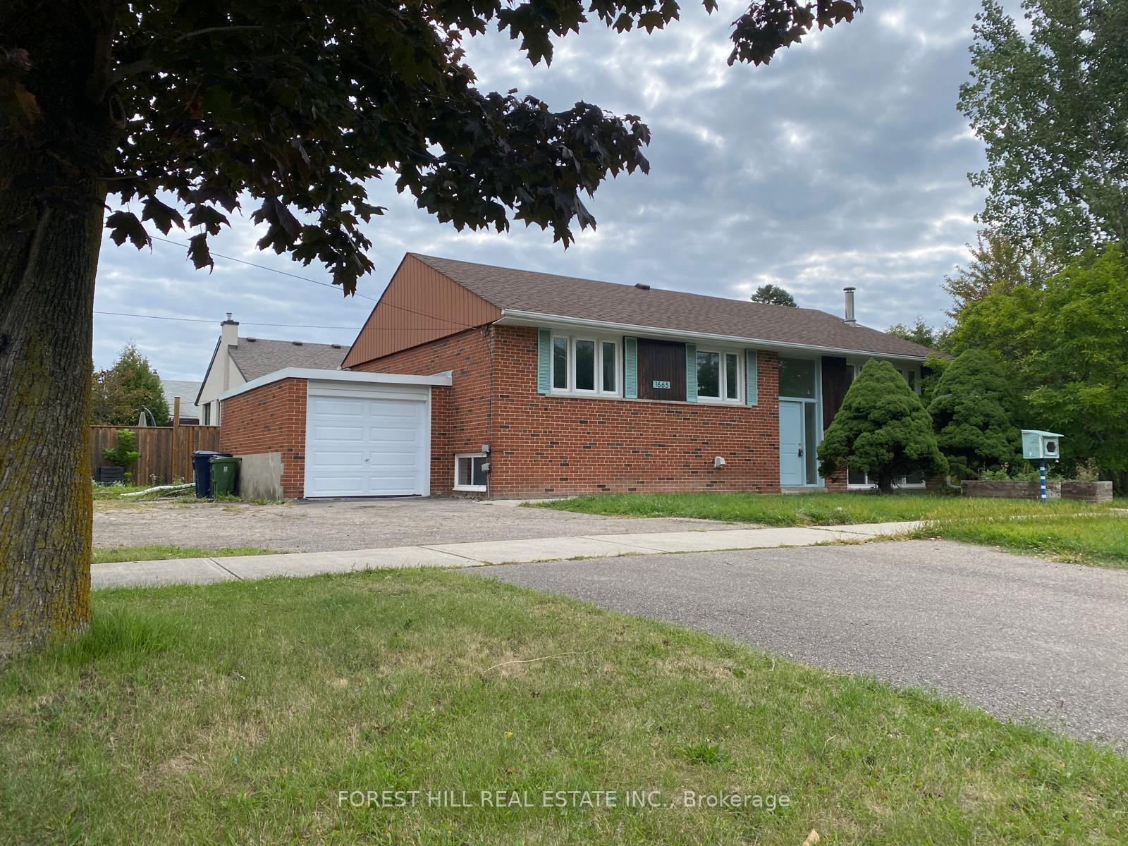 Photo 1 of Unit Upper, 1665 Kipling Avenue, Etobicoke, Kingsview Village-The Westway — HOMEH