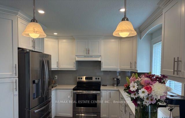 Photo 12 of 431 Second (Upper) Road E, Hamilton, Rural Stoney Creek — HOMEH