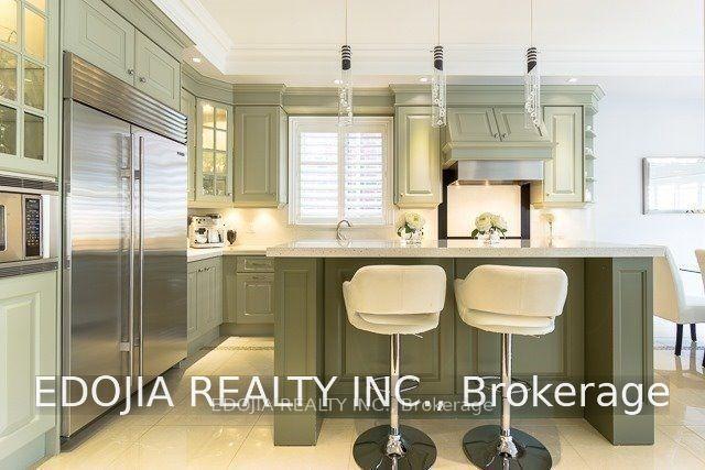 Photo 3 of 105 Shelbourne Drive, Vaughan, Vellore Village — HOMEH