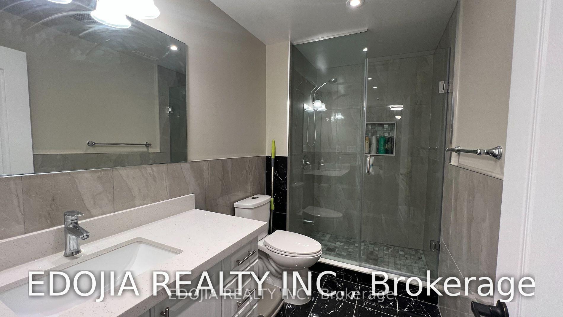 Photo 12 of 105 Shelbourne Drive, Vaughan, Vellore Village — HOMEH