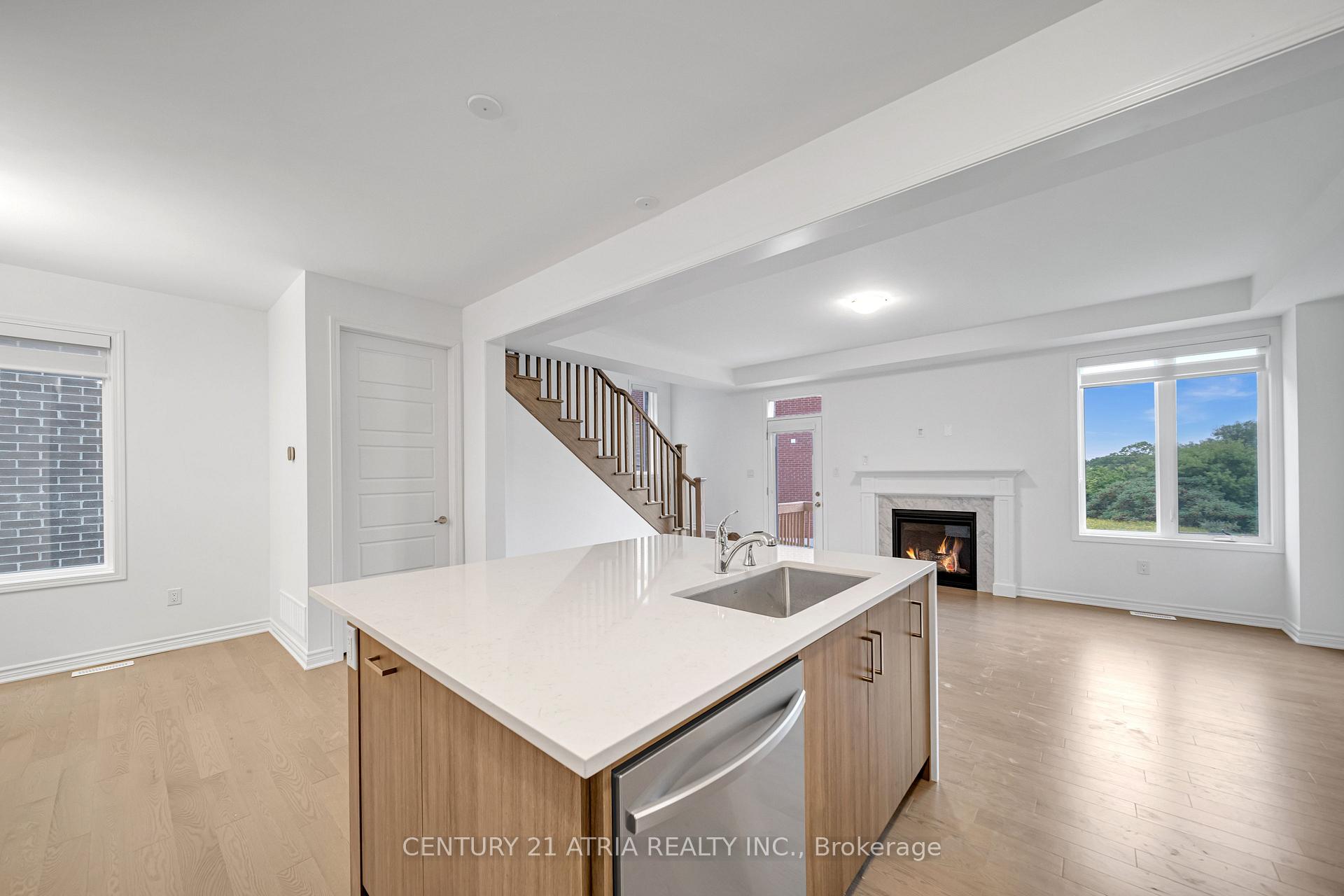 Photo 5 of 3330 Marchington Square, Pickering, Rural Pickering — HOMEH