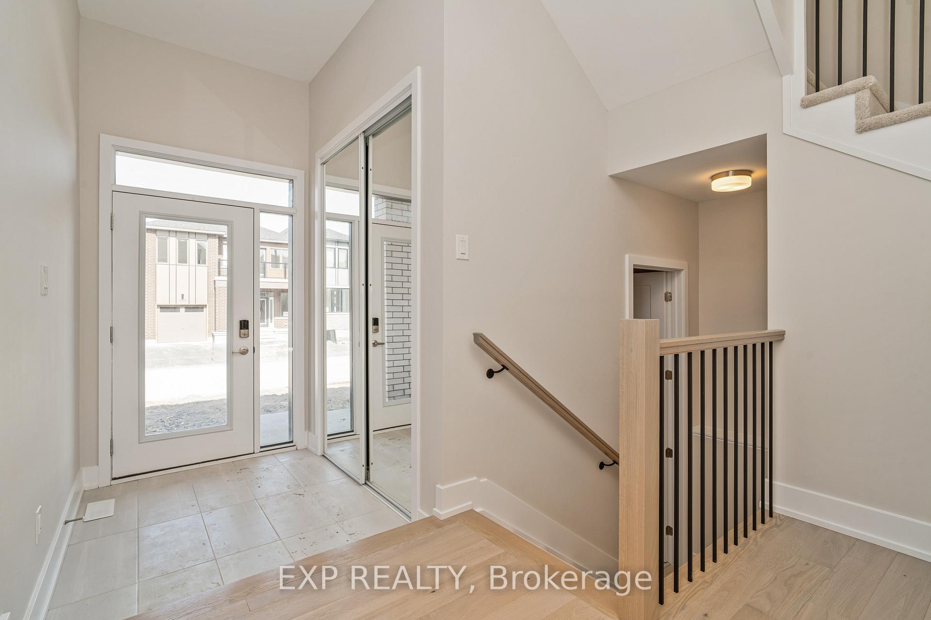 Photo 3 of 402 Euphoria Crescent E, Ottawa, Barrhaven - Heritage Park — HOMEH