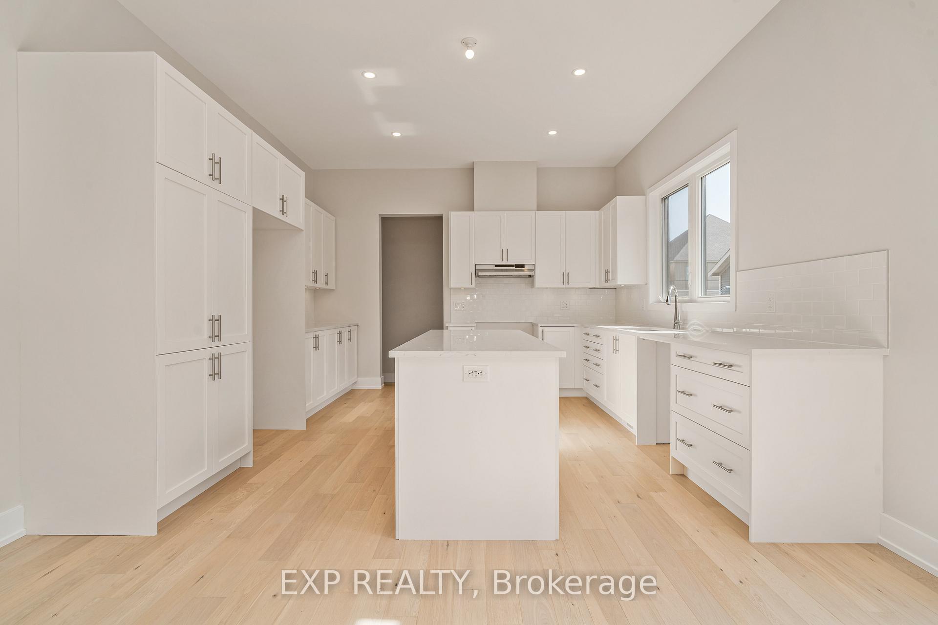 Photo 8 of 402 Euphoria Crescent E, Ottawa, Barrhaven - Heritage Park — HOMEH