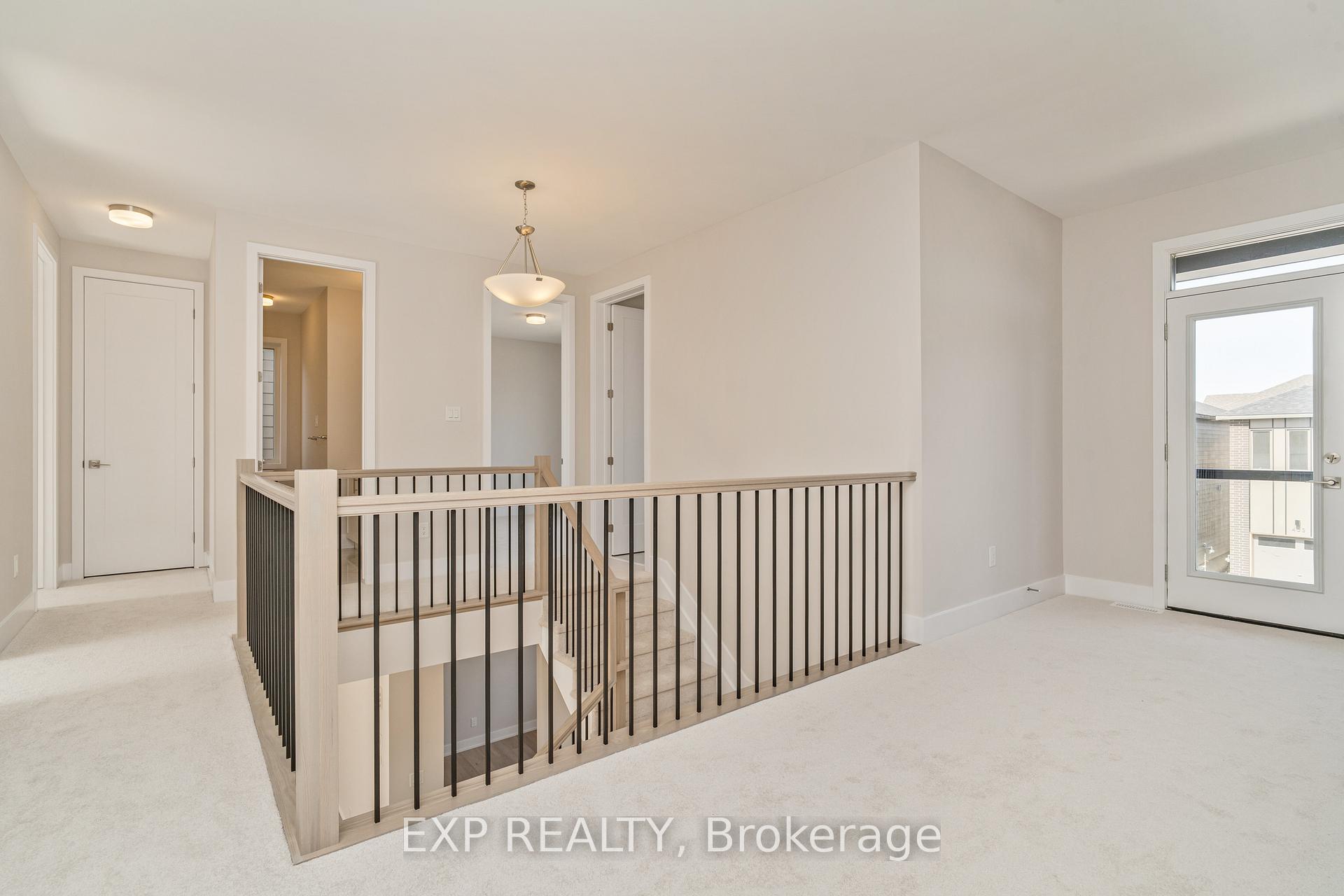 Photo 12 of 402 Euphoria Crescent E, Ottawa, Barrhaven - Heritage Park — HOMEH