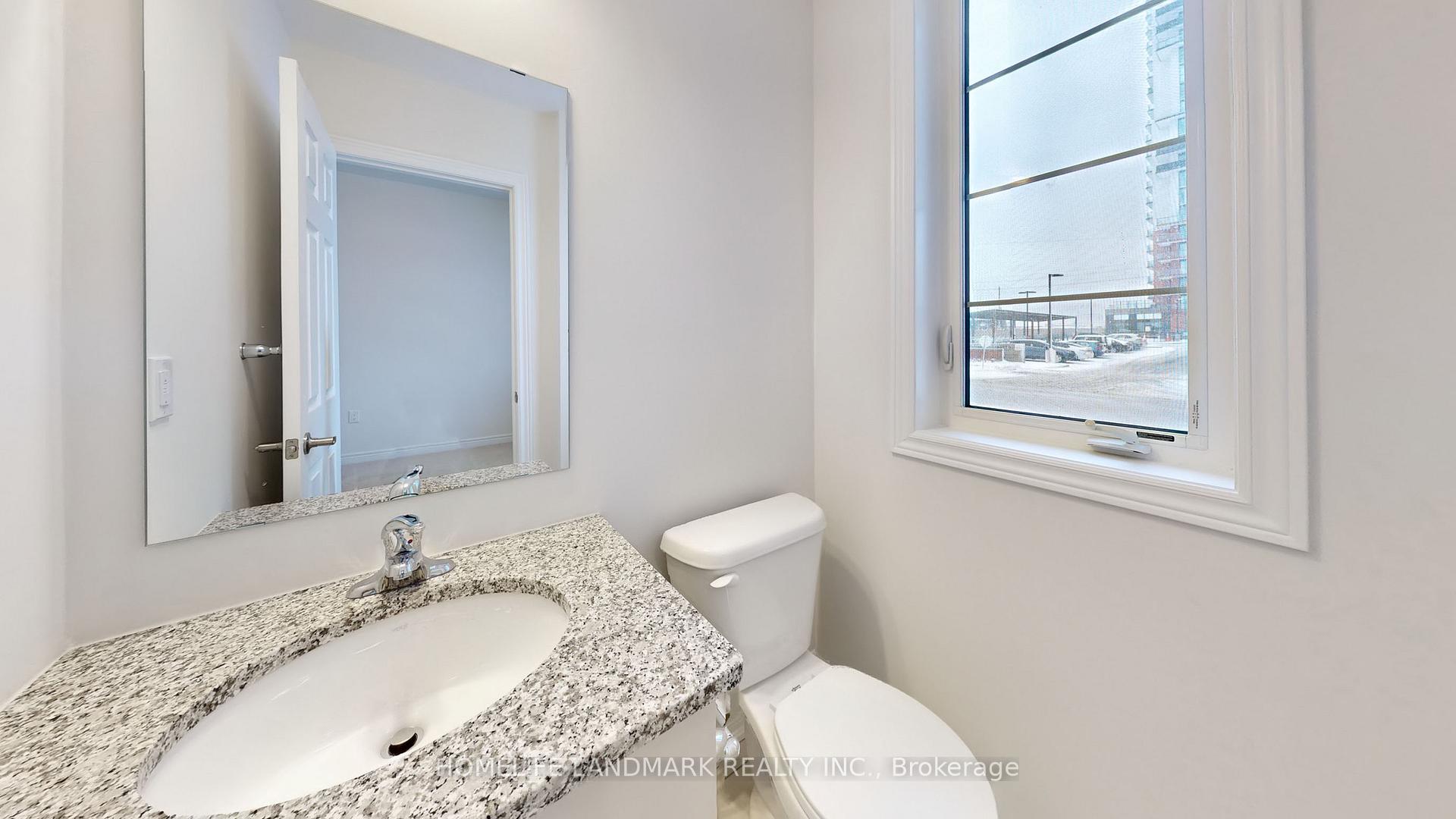 Photo 6 of 105 Air Dancer Crescent, Oshawa, Windfields — HOMEH