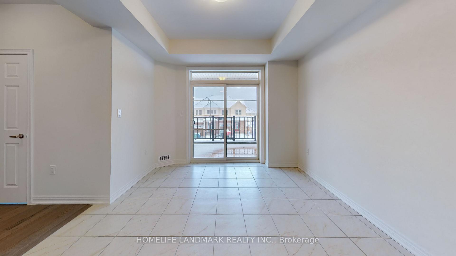 Photo 10 of 105 Air Dancer Crescent, Oshawa, Windfields — HOMEH