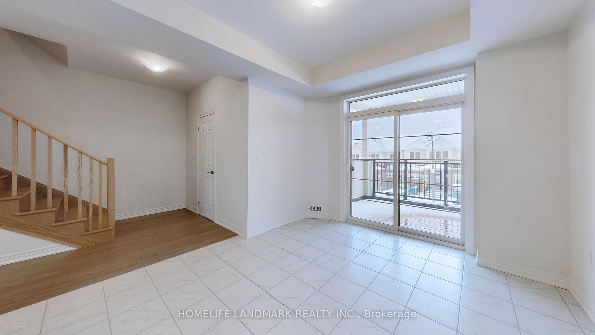 Photo 8 of 105 Air Dancer Crescent, Oshawa, Windfields — HOMEH