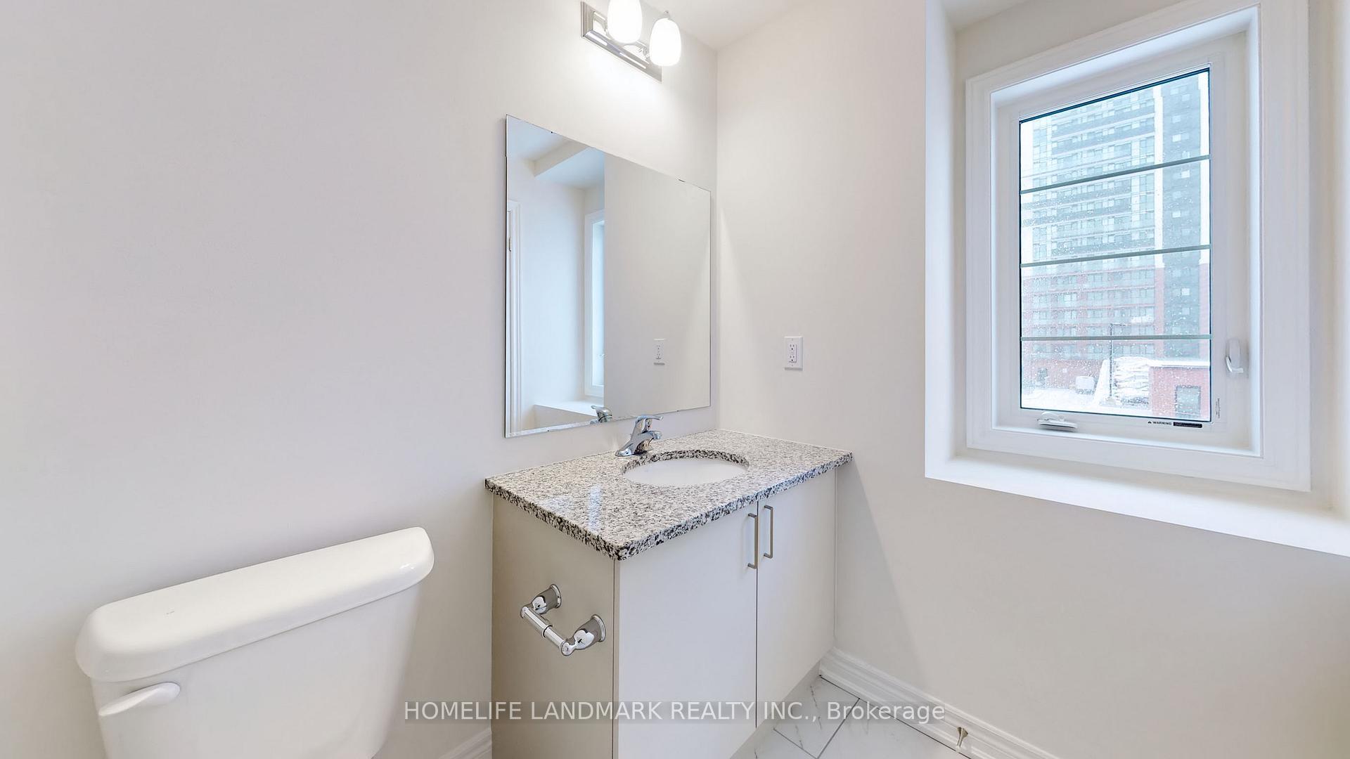 Photo 19 of 105 Air Dancer Crescent, Oshawa, Windfields — HOMEH
