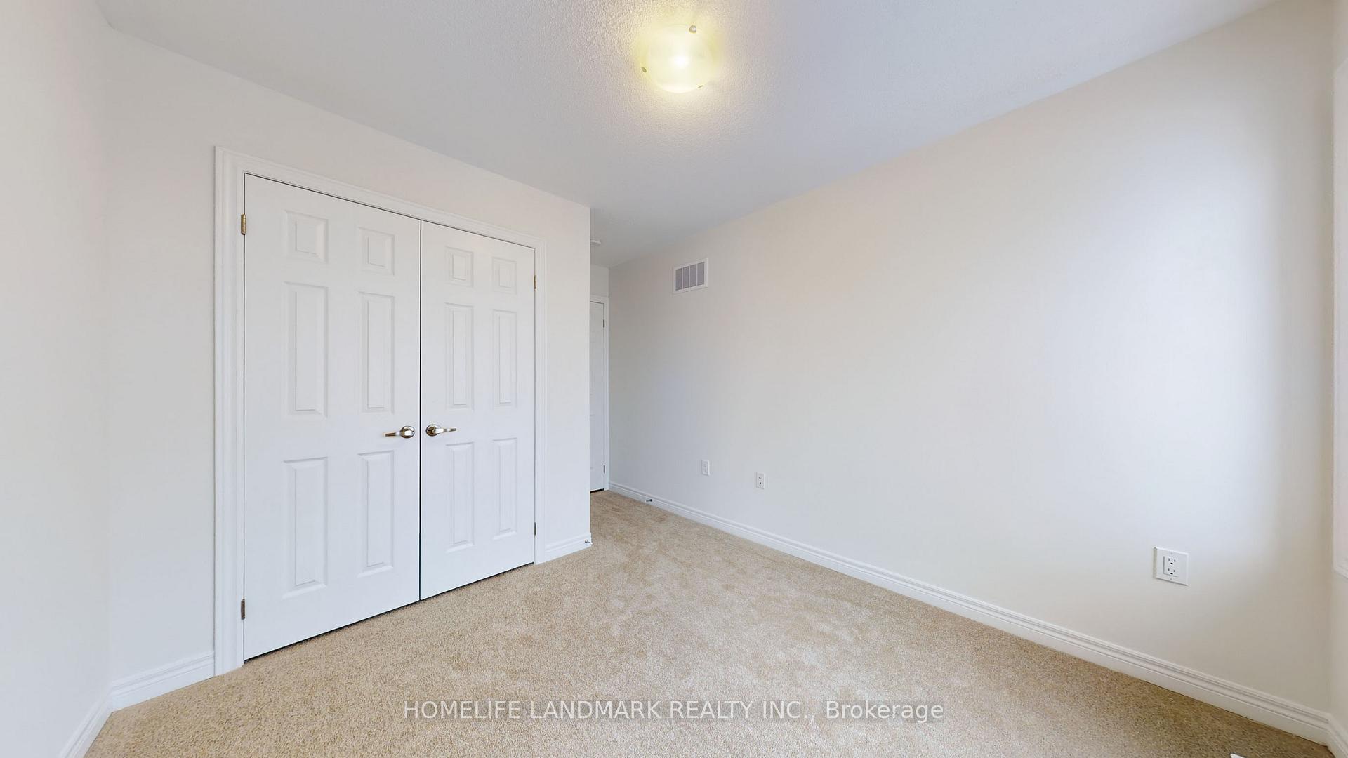 Photo 32 of 105 Air Dancer Crescent, Oshawa, Windfields — HOMEH