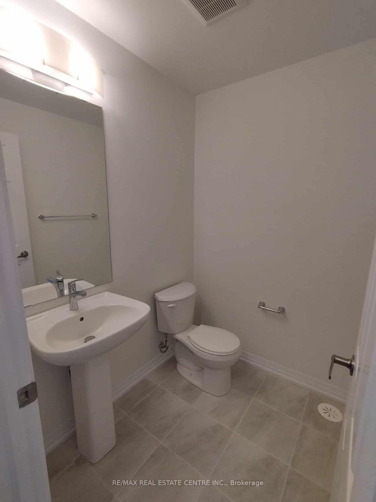 Photo 3 of 16 Kensingnton Road, Haldimand — HOMEH