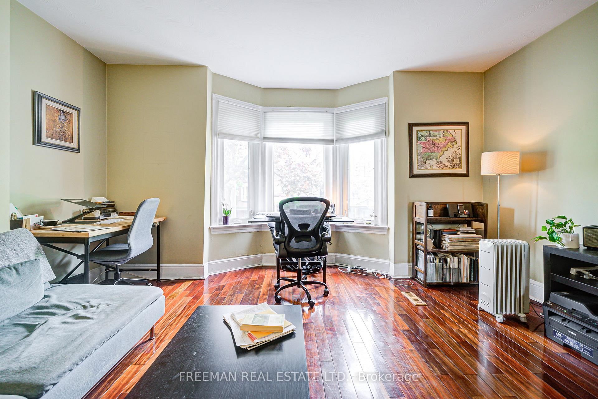 Photo 4 of Unit 2, 347 Markham Street, Toronto, Palmerston-Little Italy — HOMEH