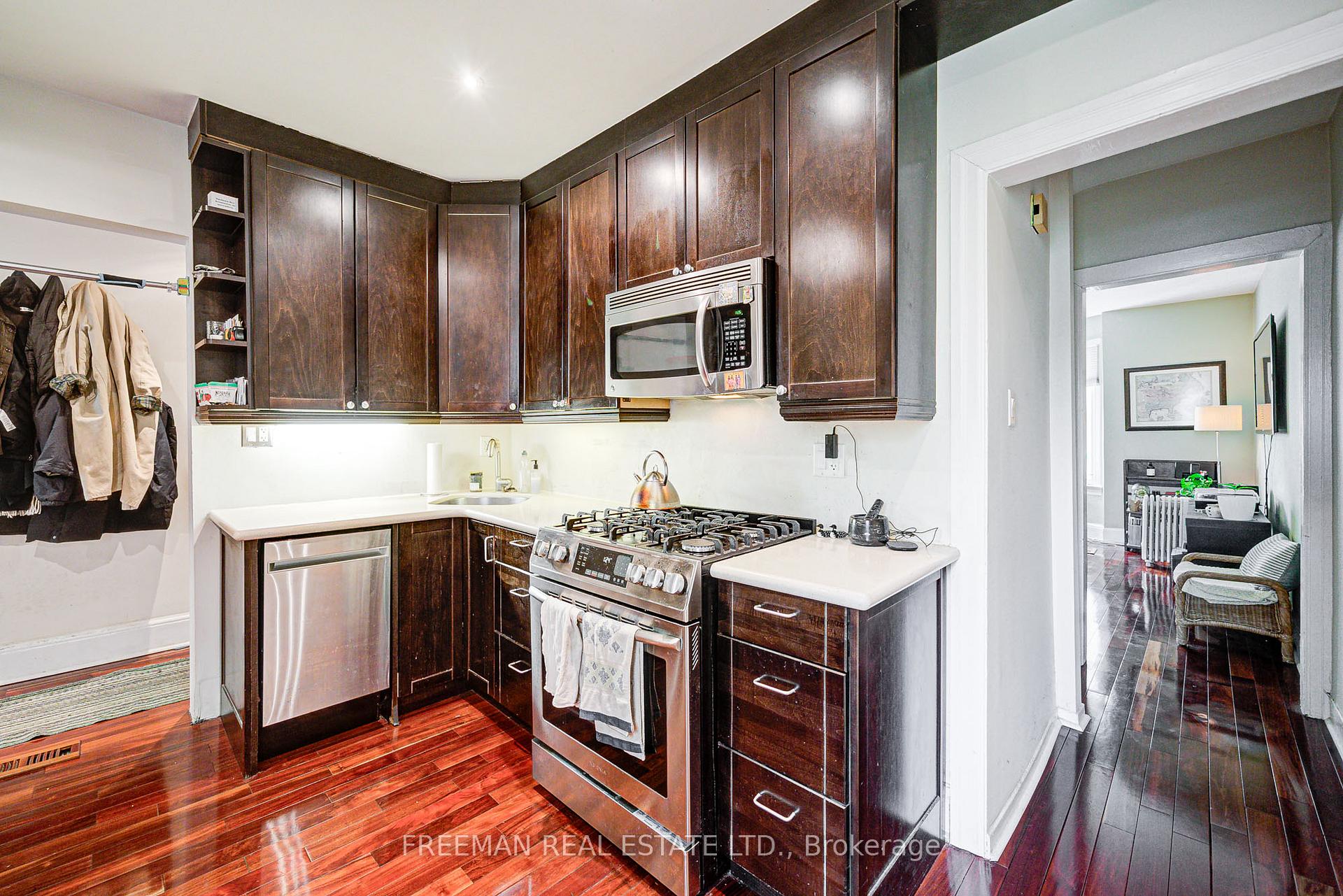 Photo 5 of Unit 2, 347 Markham Street, Toronto, Palmerston-Little Italy — HOMEH