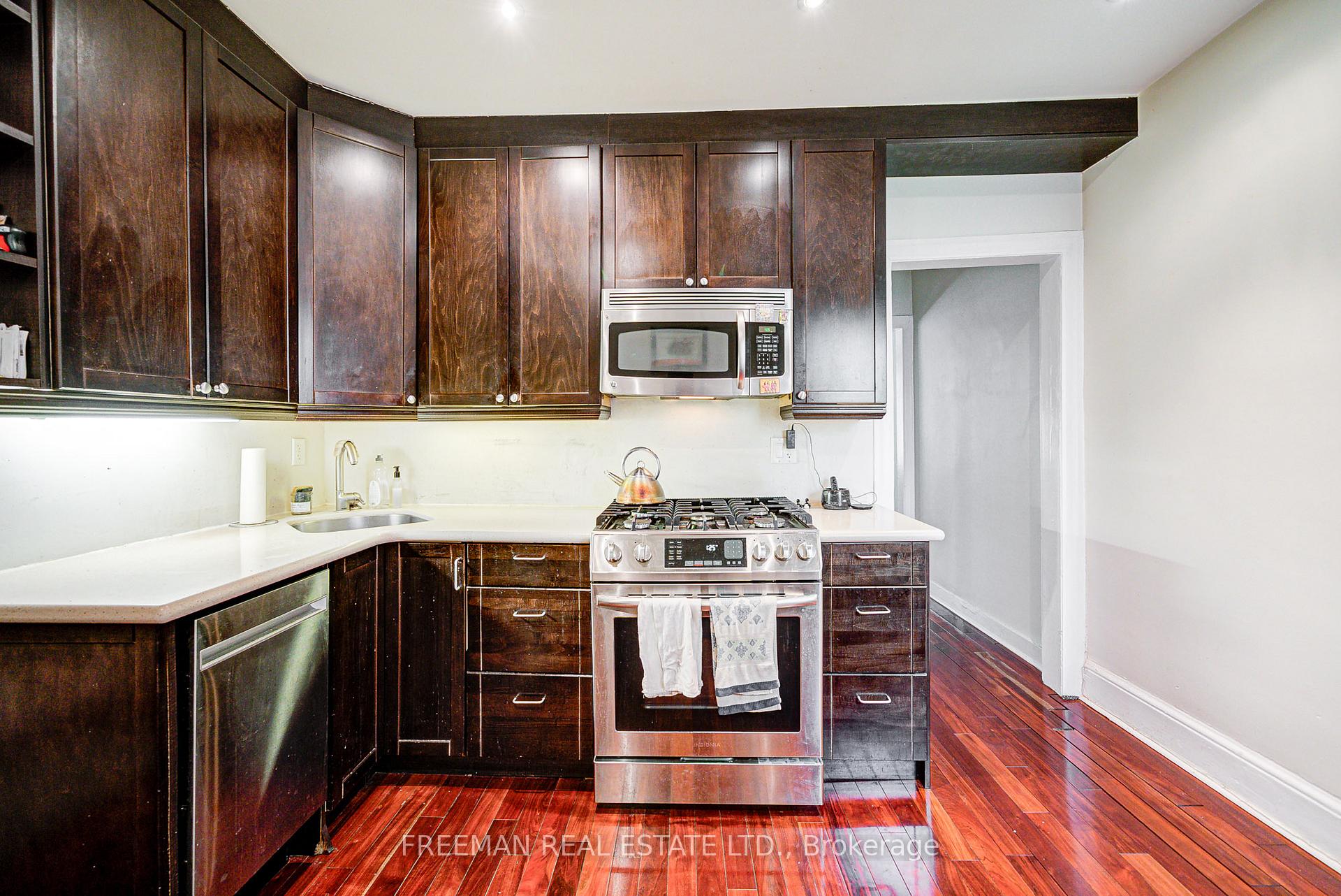 Photo 13 of Unit 2, 347 Markham Street, Toronto, Palmerston-Little Italy — HOMEH