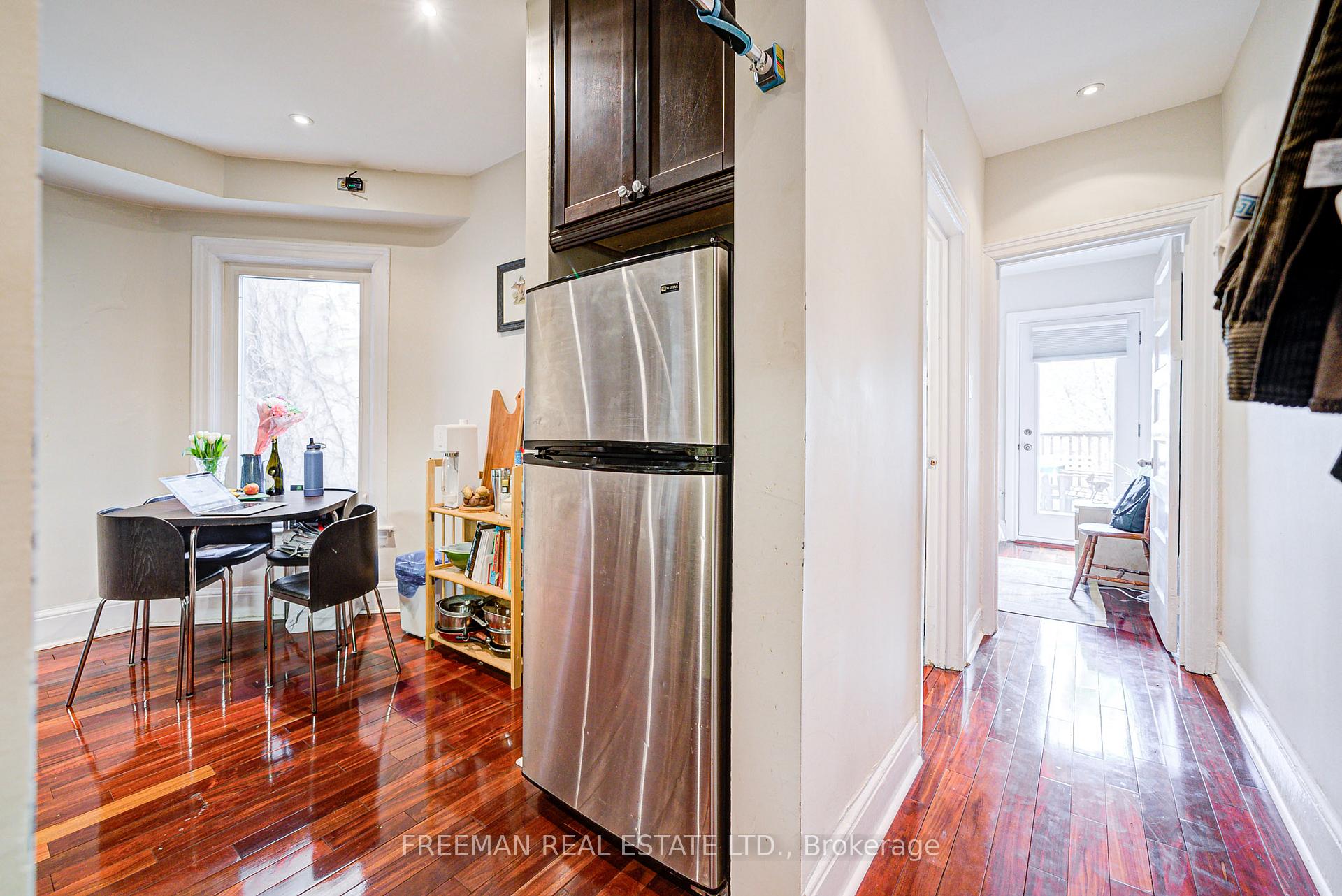 Photo 7 of Unit 2, 347 Markham Street, Toronto, Palmerston-Little Italy — HOMEH