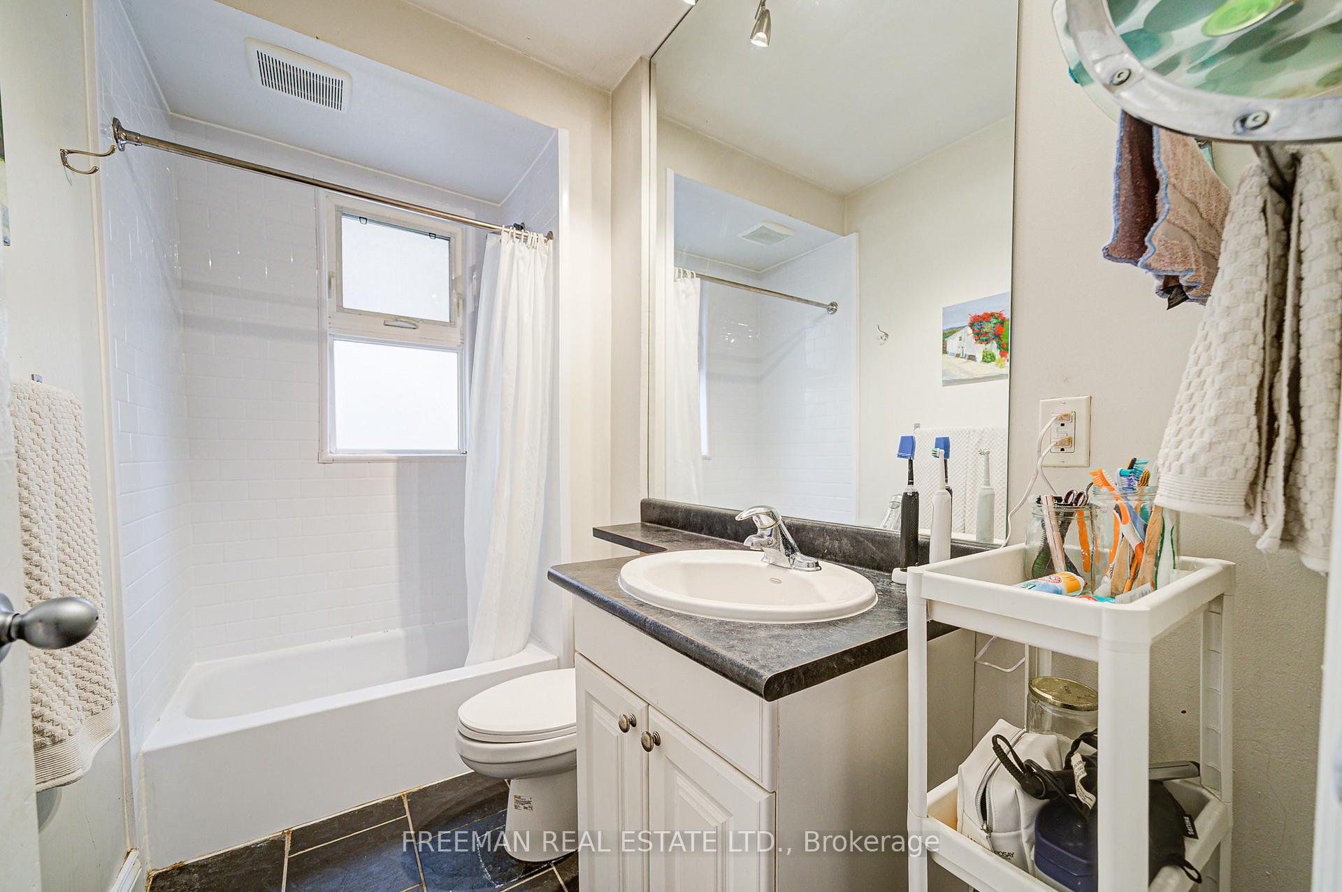 Photo 14 of Unit 2, 347 Markham Street, Toronto, Palmerston-Little Italy — HOMEH