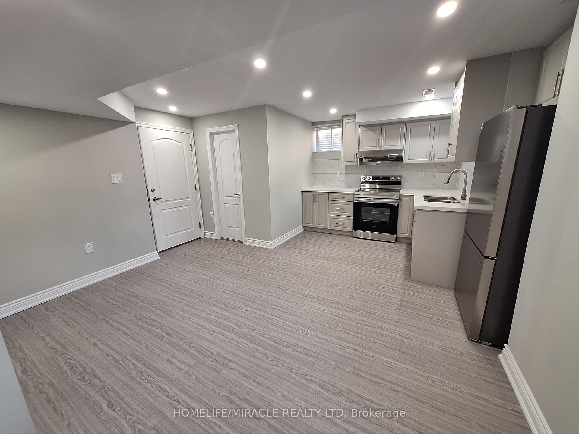 Photo 1 of 423 Edenbrook Hill Drive, Brampton, Northwest Brampton — HOMEH