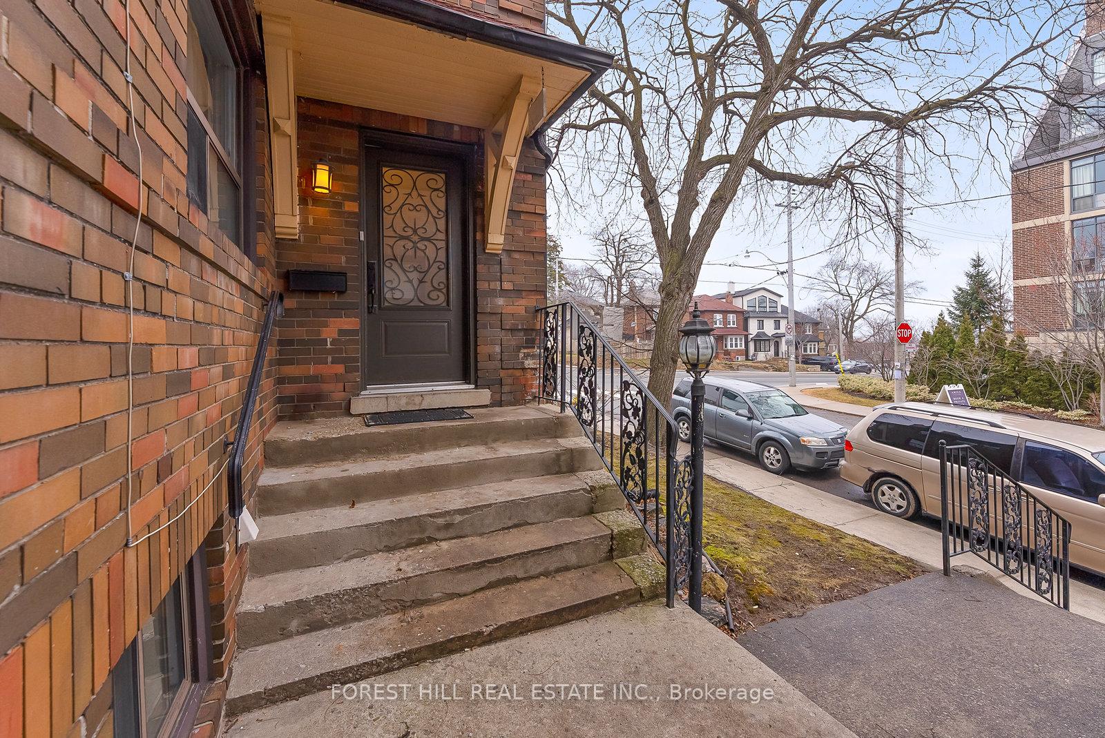 Photo 2 of Unit Unit A, 1068 Avenue Road, Toronto, Lawrence Park South — HOMEH