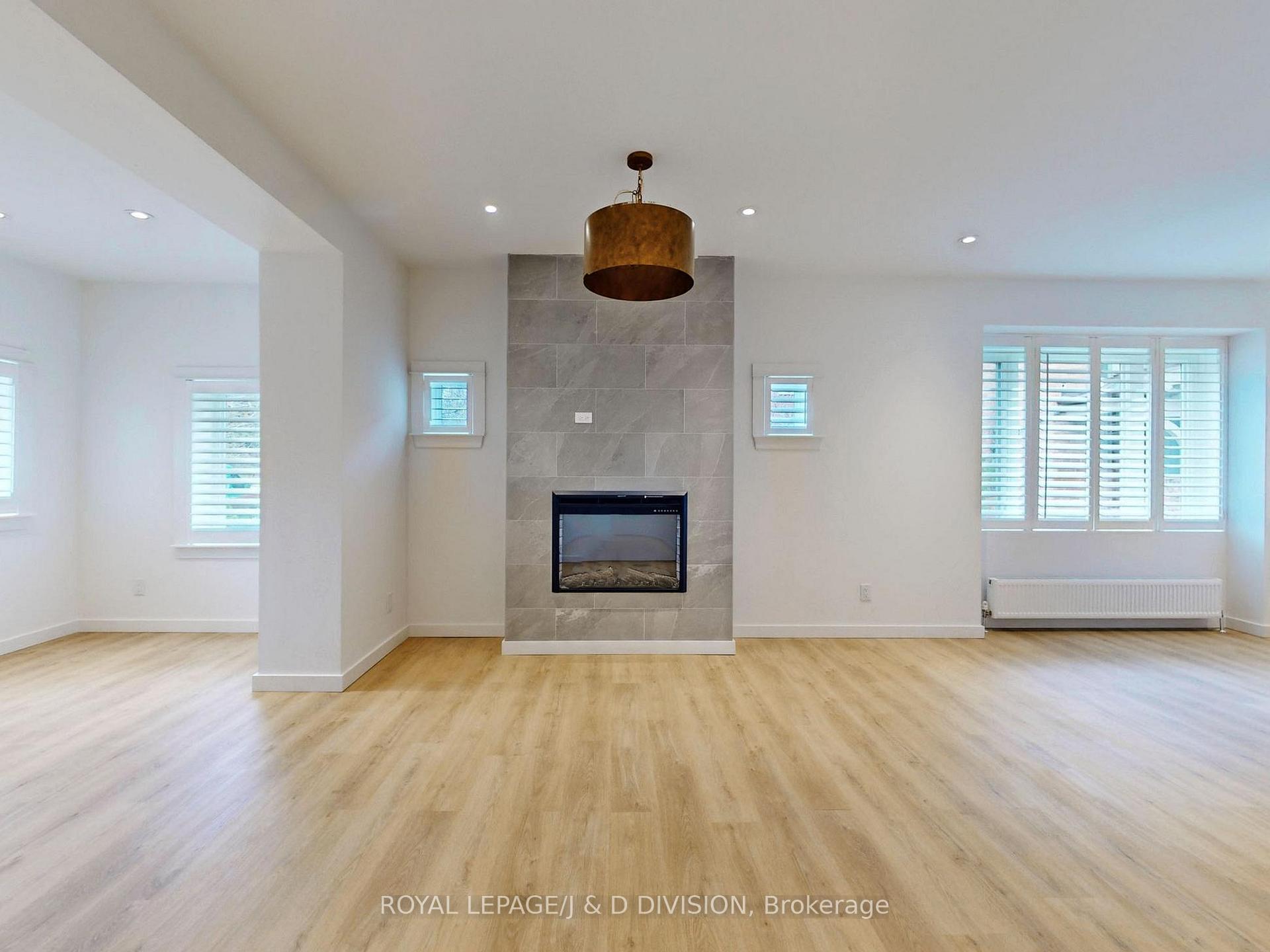 Photo 6 of Unit 2, 17 Humewood Drive, Toronto, Humewood-Cedarvale — HOMEH