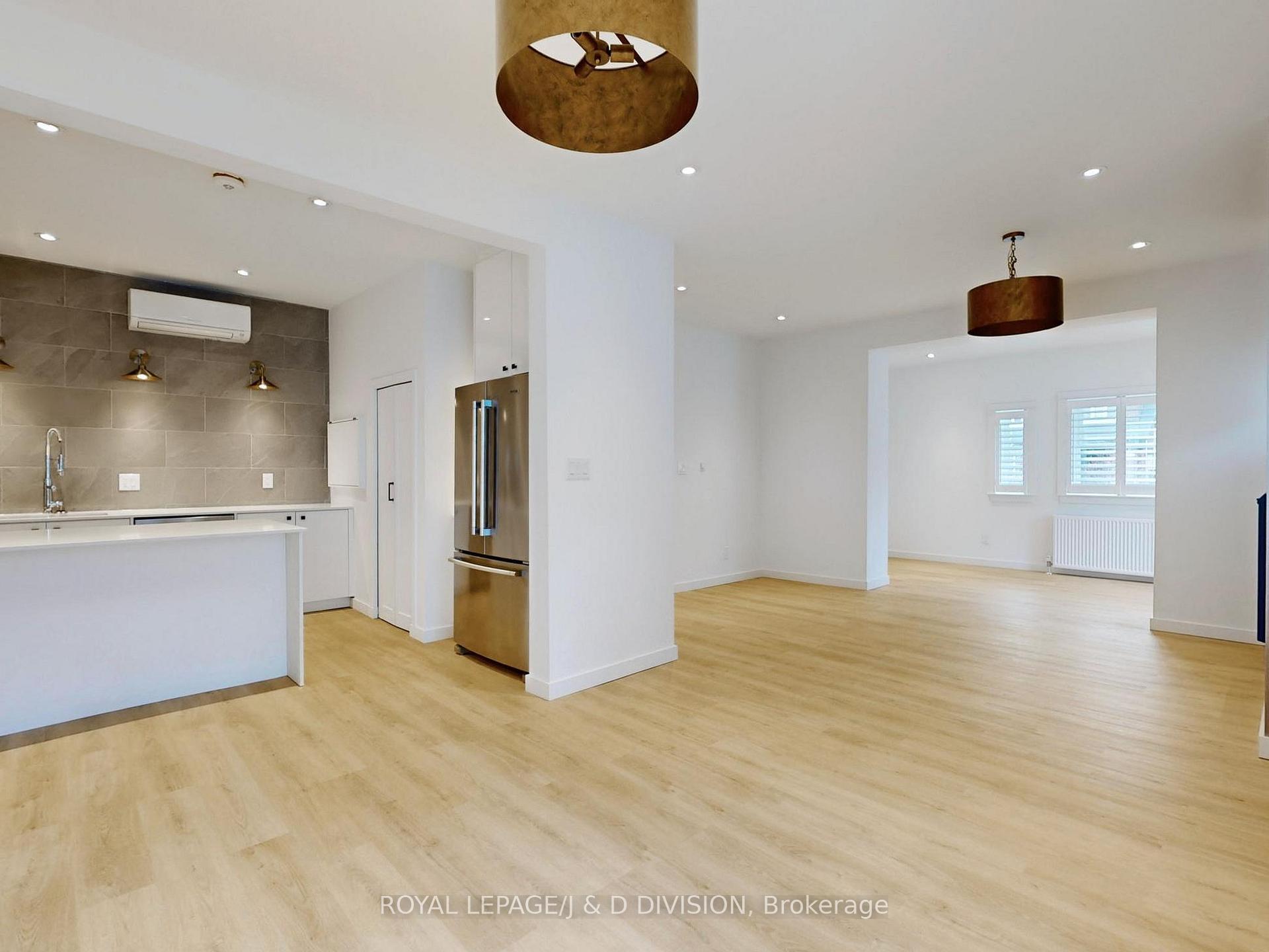 Photo 34 of Unit 2, 17 Humewood Drive, Toronto, Humewood-Cedarvale — HOMEH