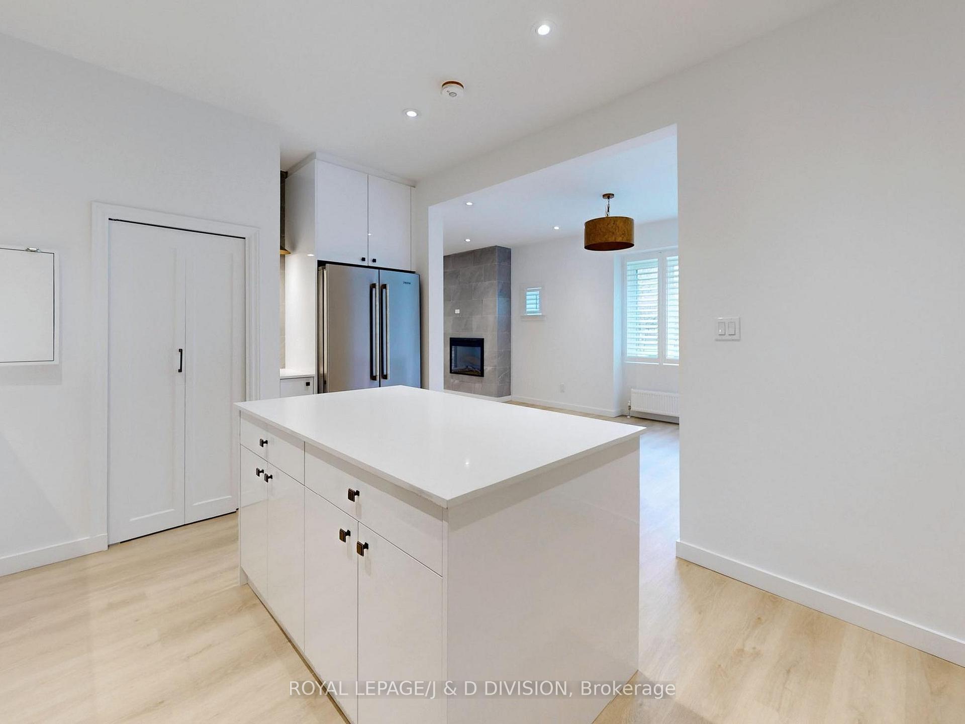 Photo 13 of Unit 2, 17 Humewood Drive, Toronto, Humewood-Cedarvale — HOMEH